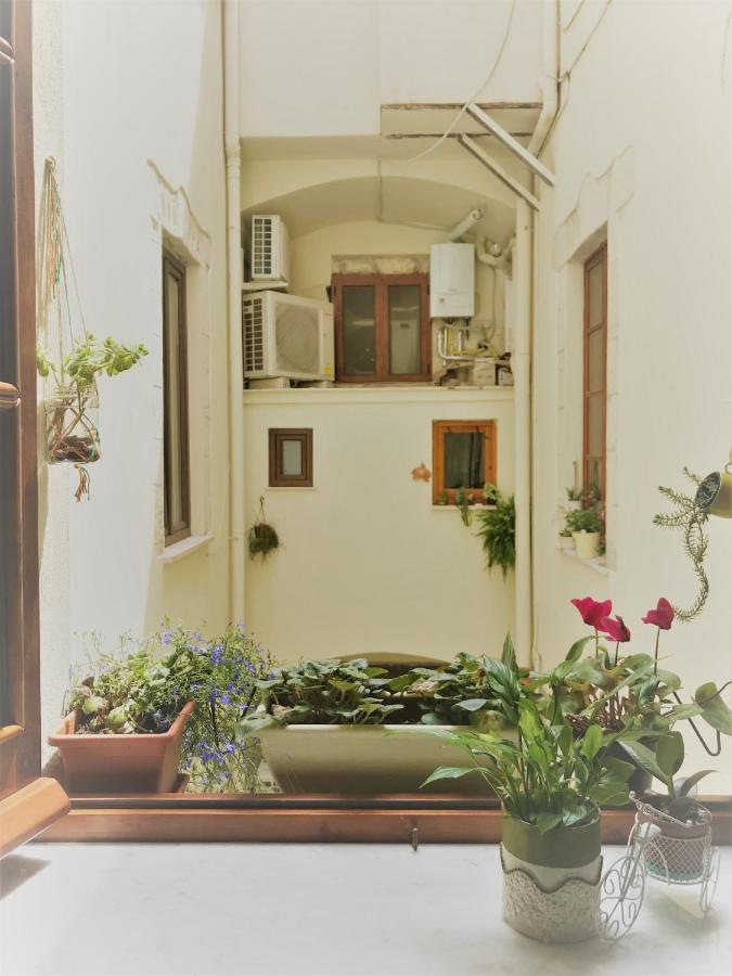 Jacaranda Bed and breakfast